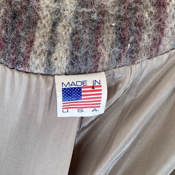 Vintage stripe wool coat Ladies garment worker union made Winter Coat - Picture 6 of 11